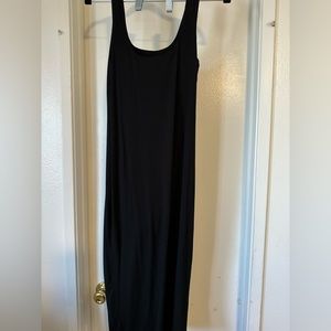 Buttery Soft & Breathable Black Mid Calf Dress Small